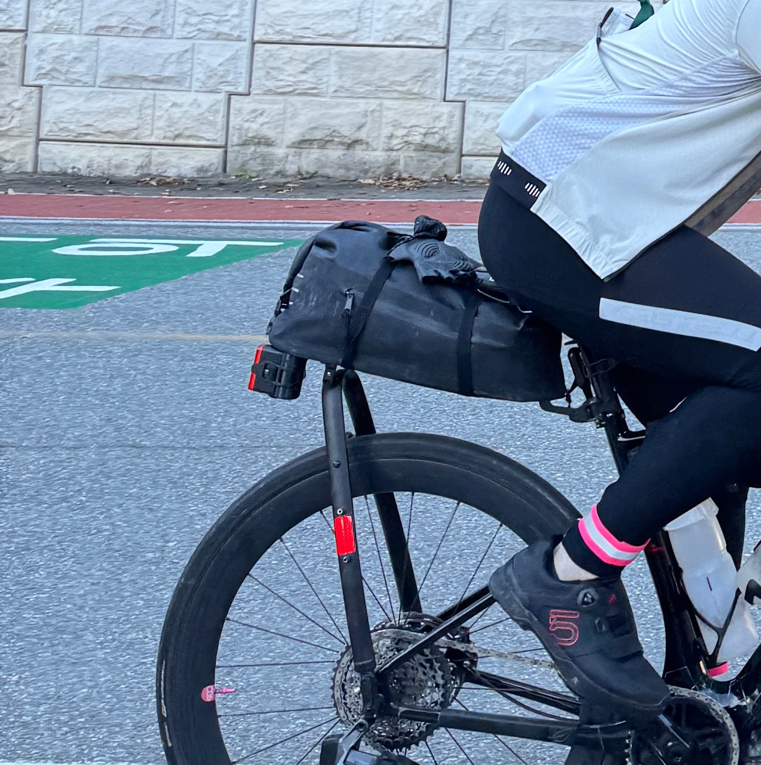 Ultra-Lightweight SeatPost Mimic Mount for Tailfin Cargo Systems